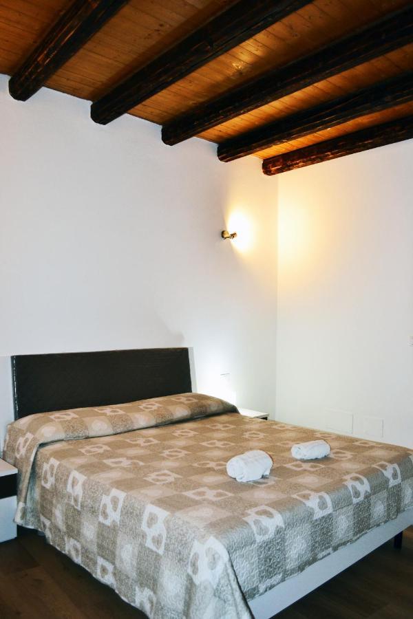 Dimora Castelli Hotel Palermo Bagian luar foto