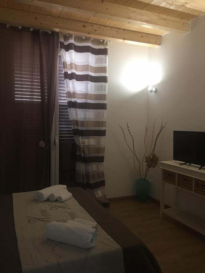 Dimora Castelli Hotel Palermo Bagian luar foto